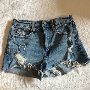 Abercrombie & Fitch High Rise Mom Short